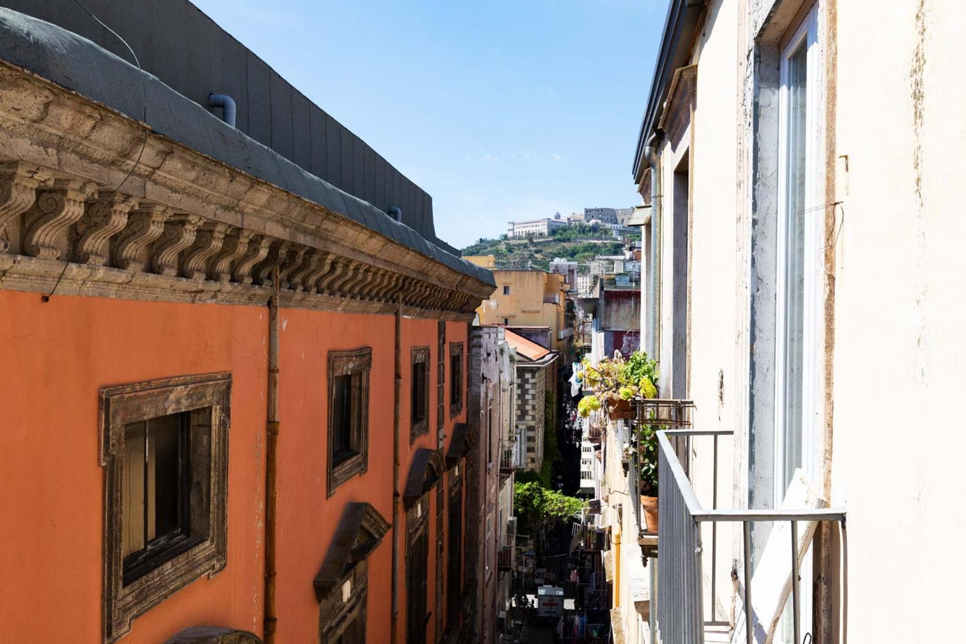 Spaccanapoli Casa Tre Santi Luaran gambar